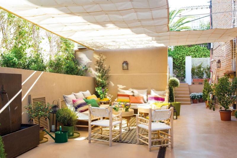 Reformas en espacios exteriores: terrazas, jardines y patios